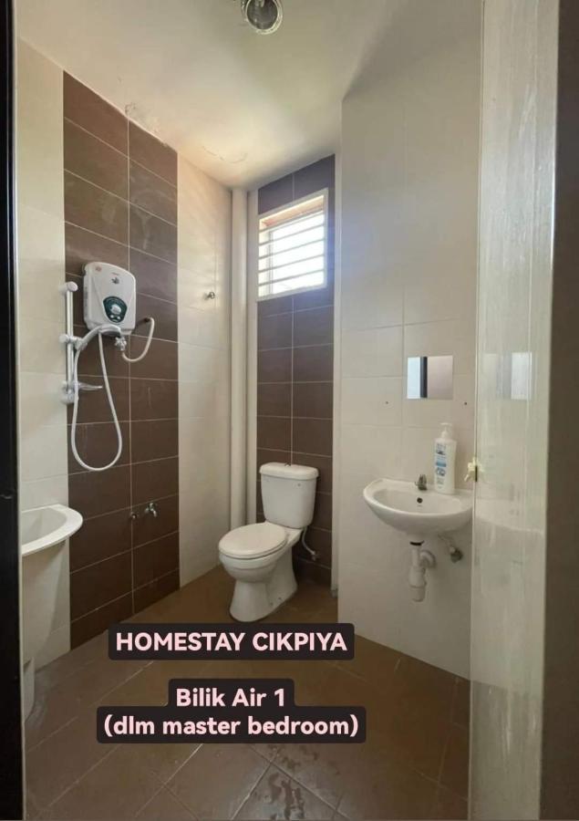 Homestay Cikpiya Kuala Kedah Exteriör bild